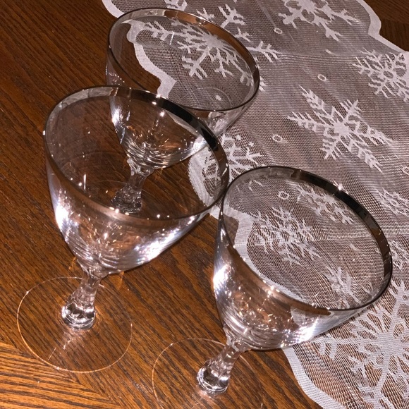 Fostoria Crystal Set of 3 Silver Rim Wine Glasses Water Goblets Cups - Picture 6 of 12
